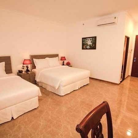 Den Long Do Hotel Nha Trang Exteriör bild